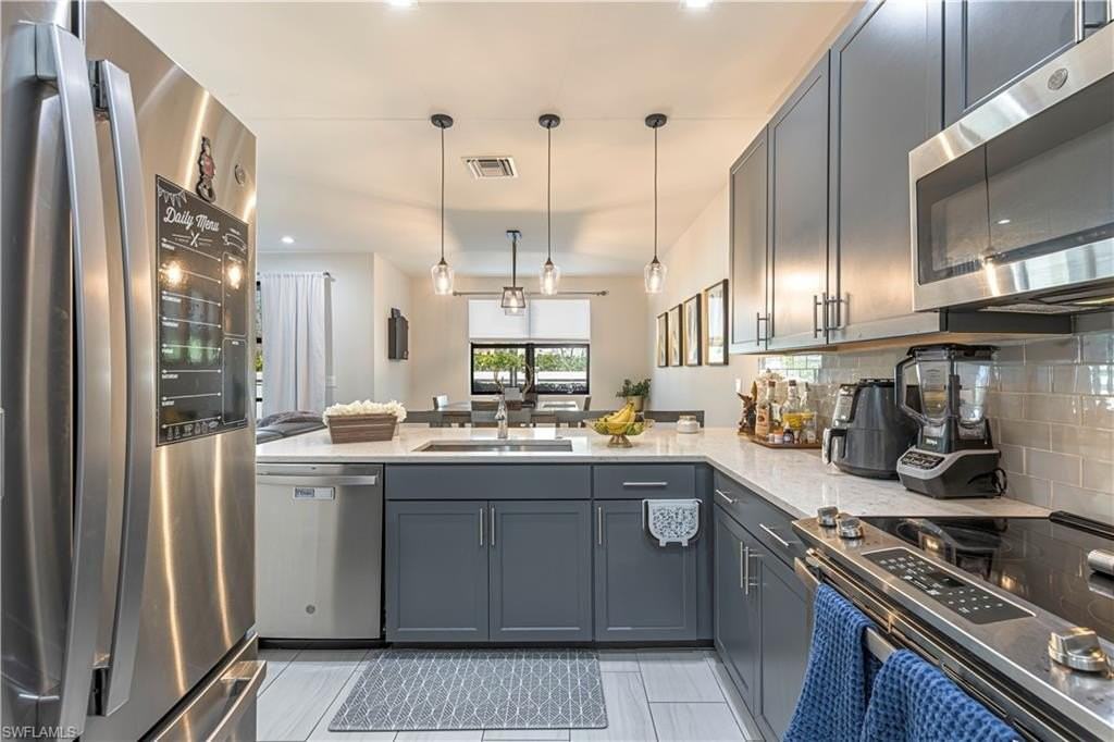 7538 Rockefeller Dr - Photo 7 of 30