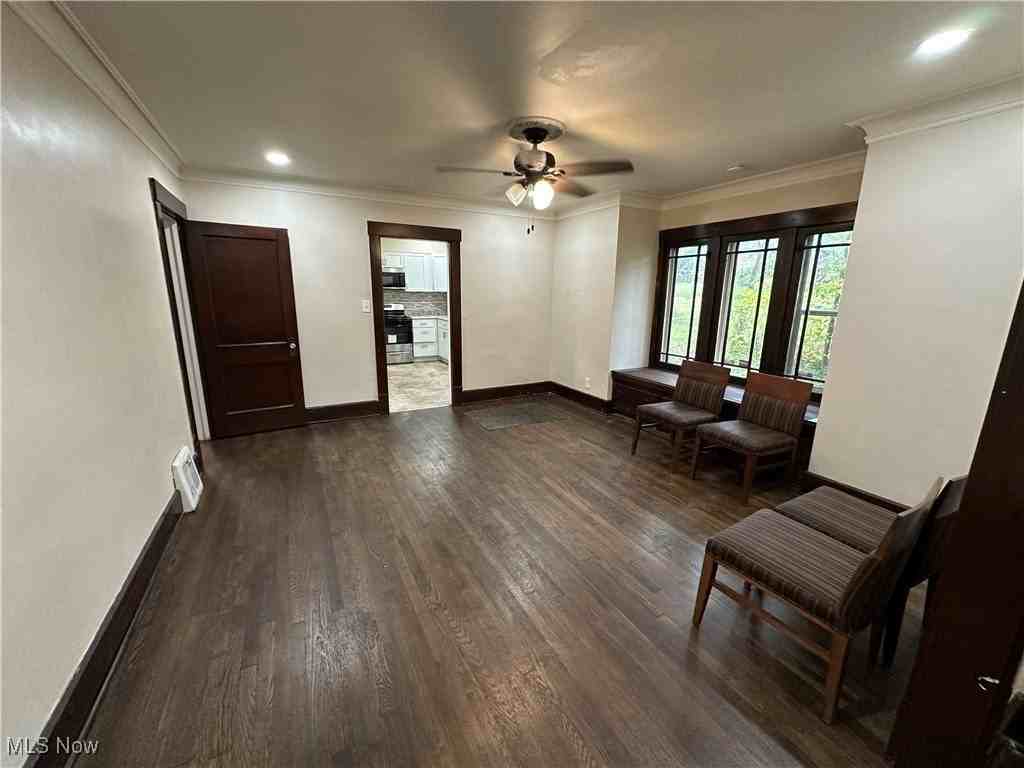 177 Brookline Ave - Photo 5 of 11