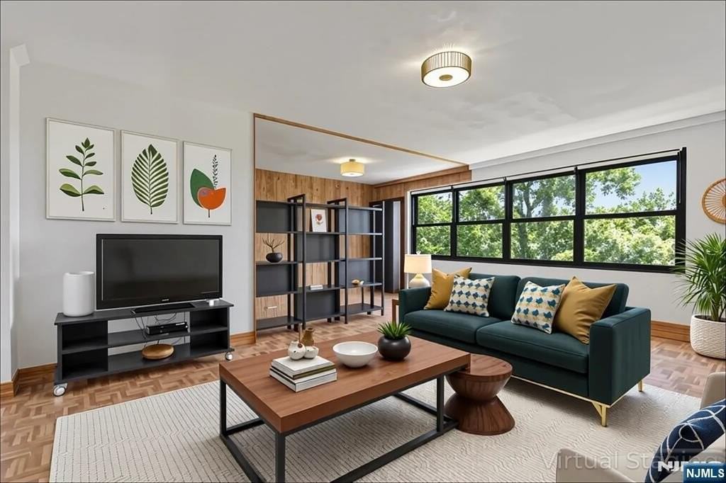 2352 Linwood Avenue - Photo 2 of 22