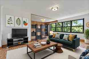 2352 Linwood Ave - Photo 1 of 1