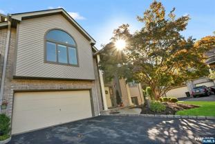 714 Holly Ct - Photo 1 of 1