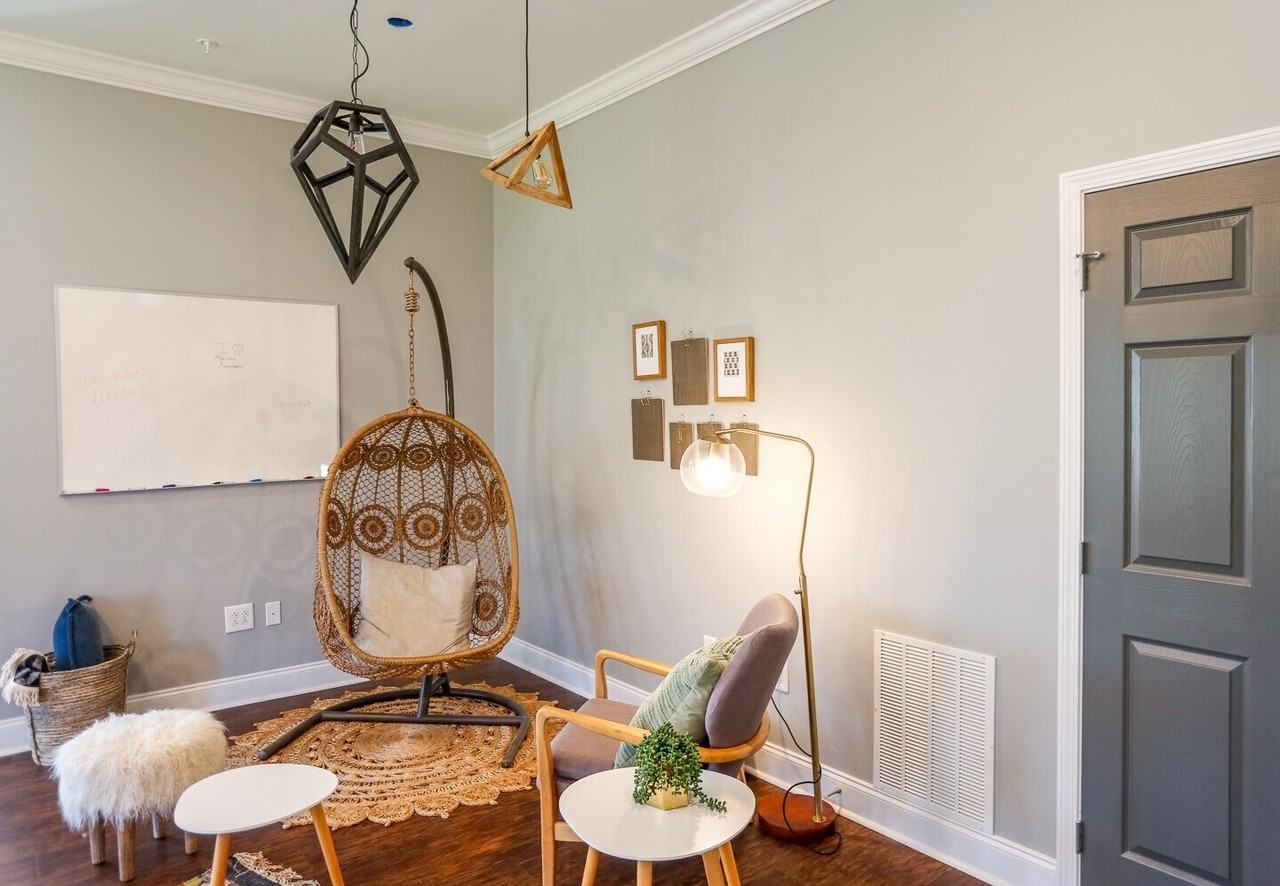 The Adelade - Photo 3 of 48