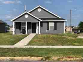 2225 S Pearl Ave - Photo 1 of 1