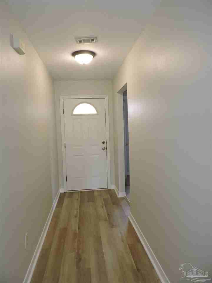 372 Mizzen Ln - Photo 7 of 28