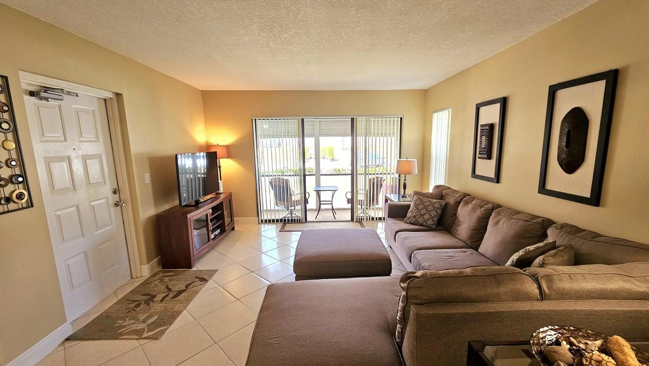 1005 Green Pine Blvd #E1 - Photo 3 of 47