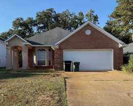 202 Baxter Ct - Photo 1 of 1