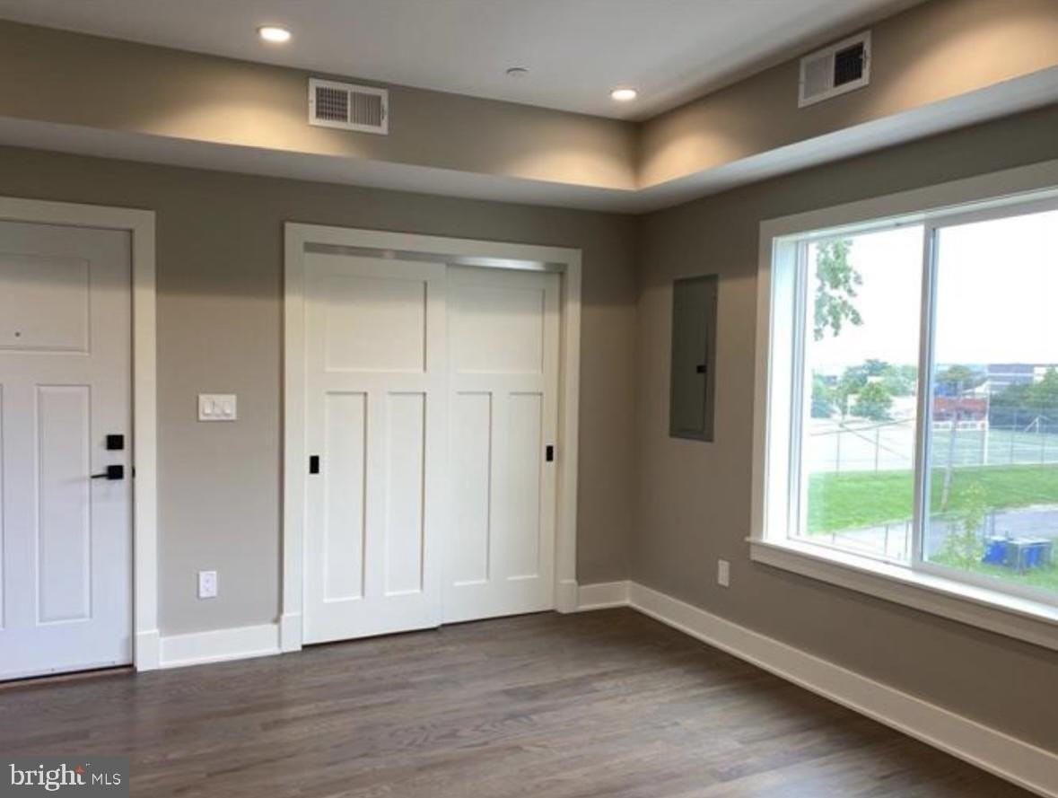 1701 Trinidad Ave Ne Unit 5 #5 - Photo 3 of 24