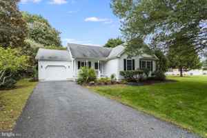 featured image of 37487 Burton Ct