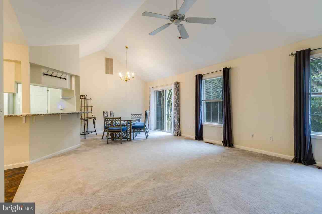 37487 Burton Ct - Photo 6 of 30