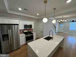 featured image of 2612 Loyola Northway