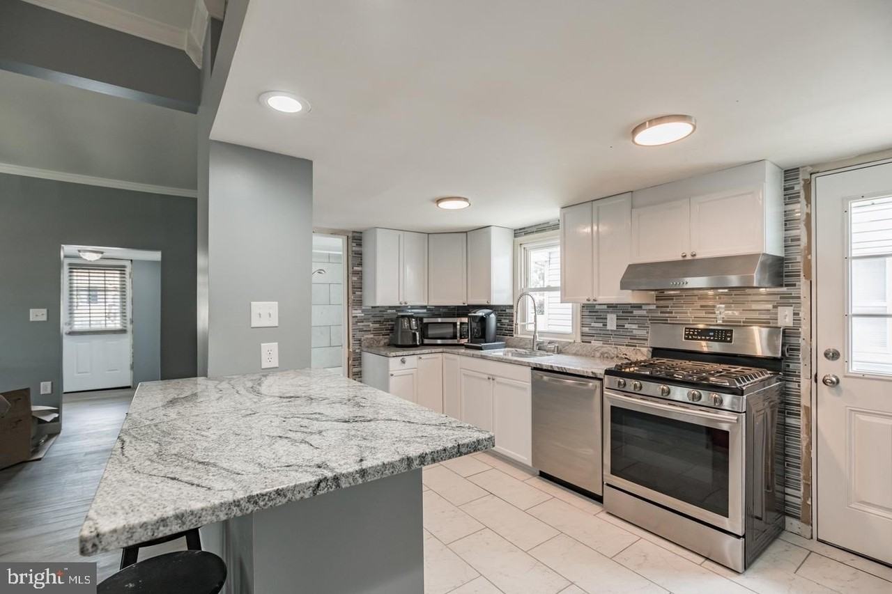 4101 9th St - Photo 6 of 19