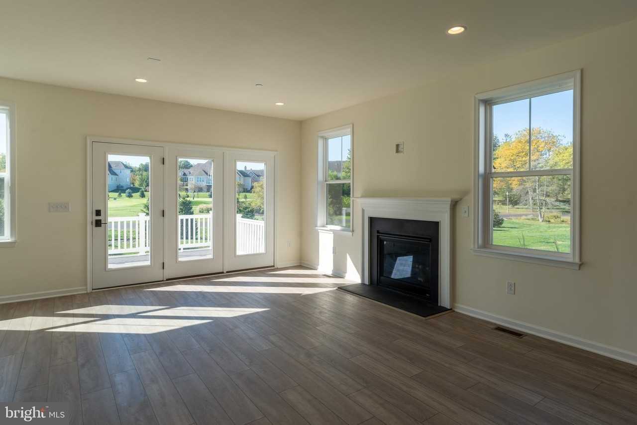 48 Parry Way - Photo 7 of 31