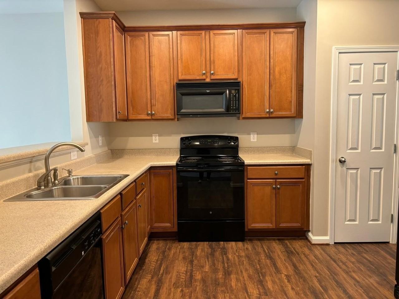 11316 Shadow Elms Ln - Photo 2 of 11