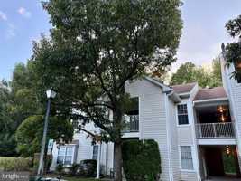 featured image of 121 Walden Cir