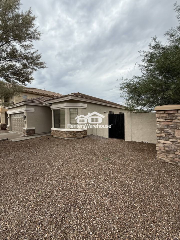 18526 N 20th Pl - Photo 2 of 18