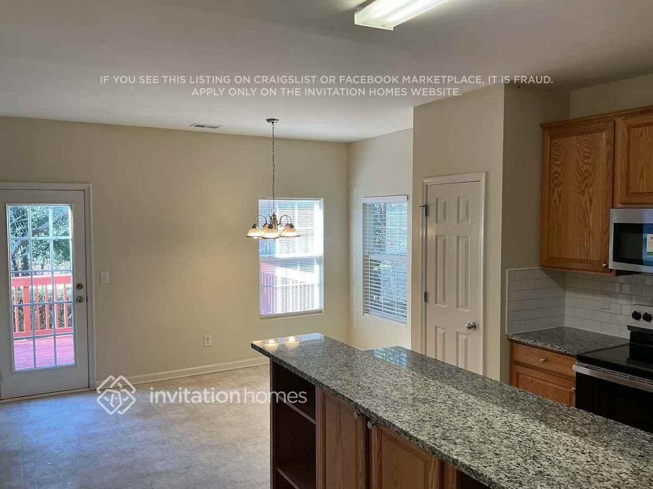 4104 Hampstead Village Dr - Photo 6 of 13