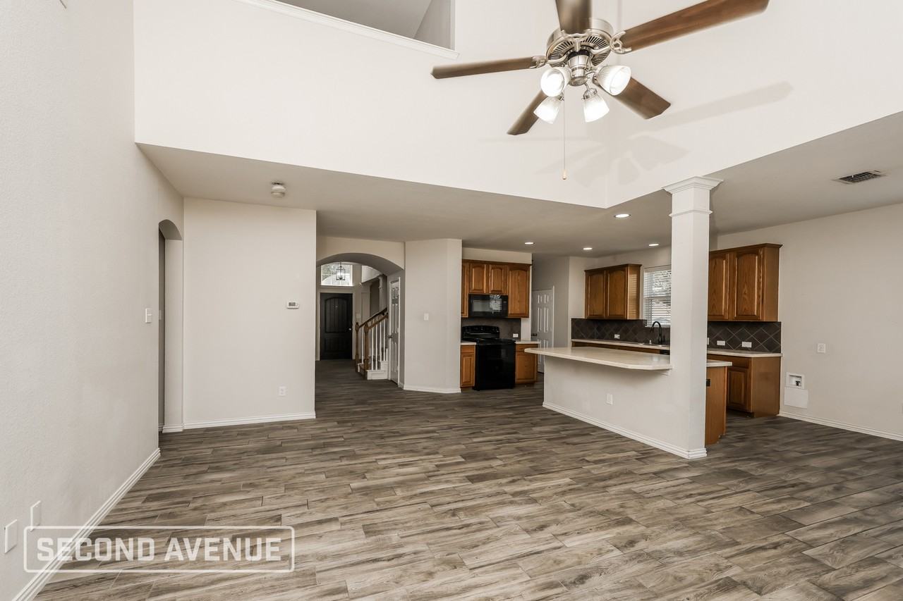 1201 Egret Ct - Photo 7 of 29