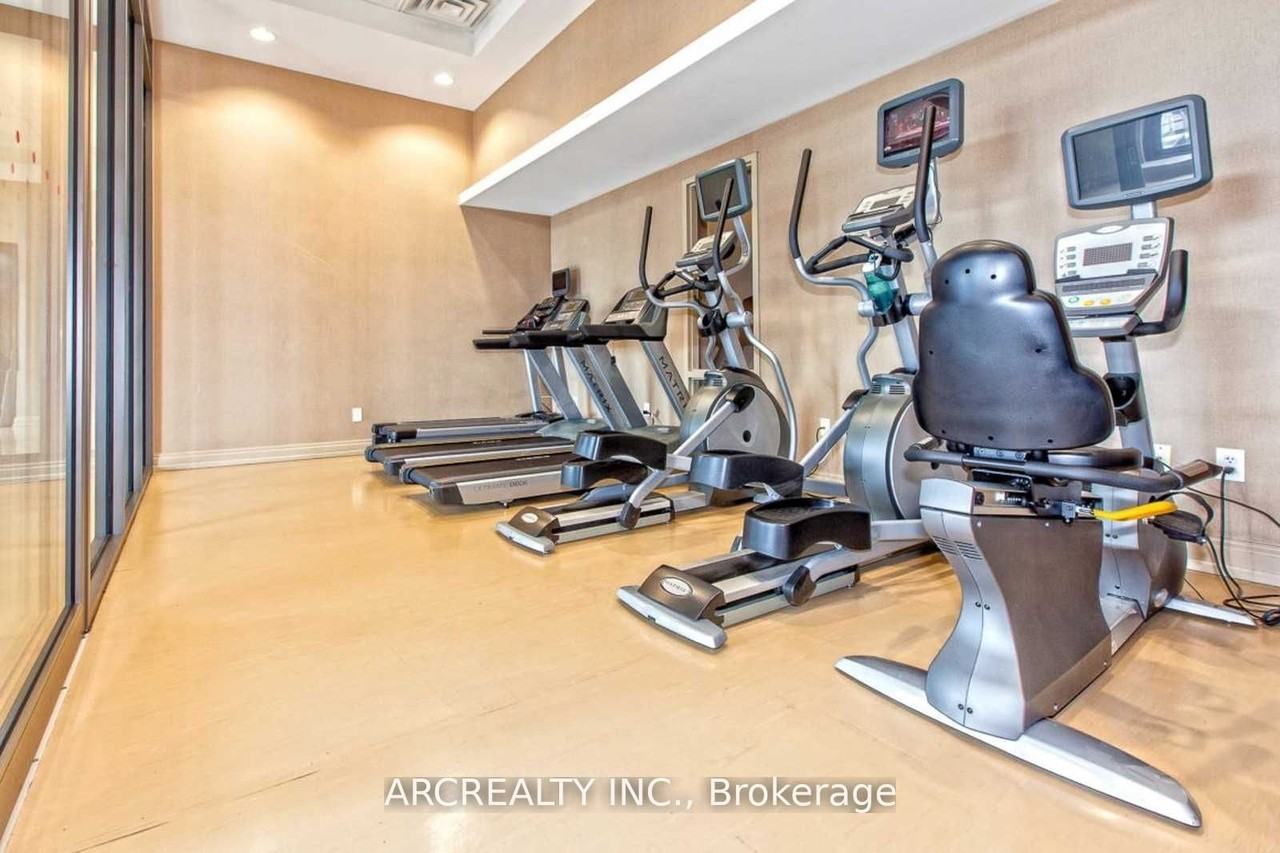 Chicago Condos [385 Prince Of Wales Dr Mississauga] - Photo 2 of 11