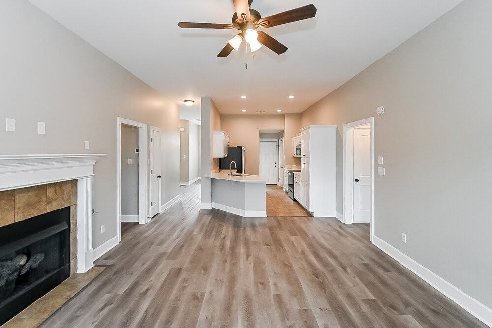 3110 Logans Loop - Photo 5 of 16