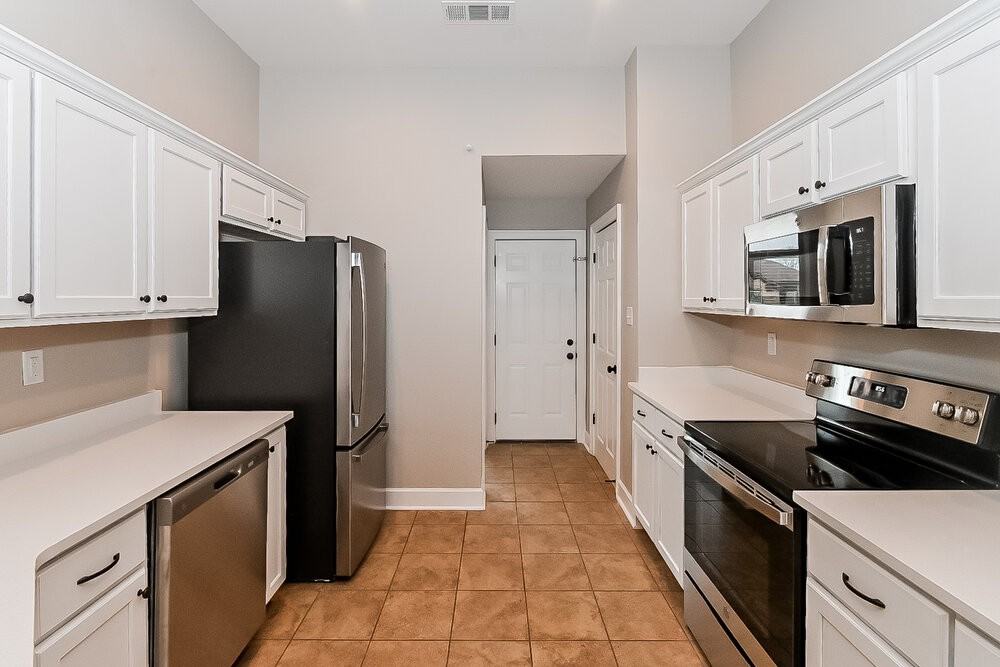 3110 Logans Loop - Photo 7 of 16