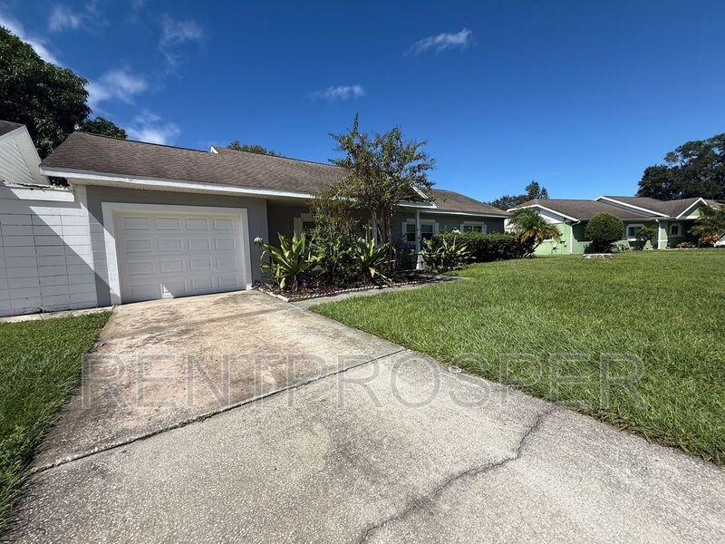 8340 Le Mesa St - Photo 3 of 39