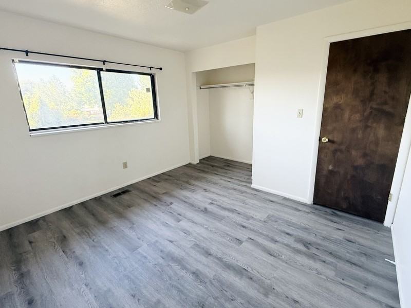 445 En - Photo 4 of 6
