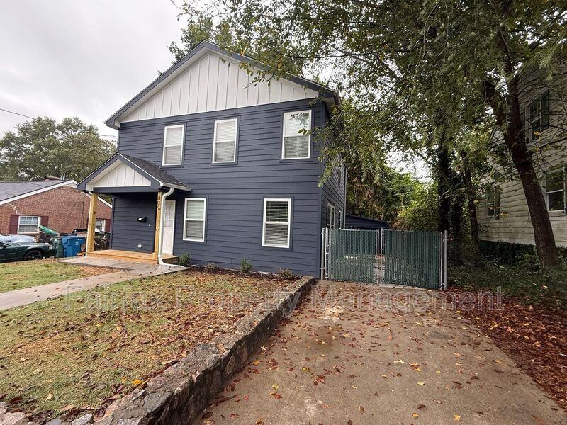 809 Price Avenue - Photo 2 of 16