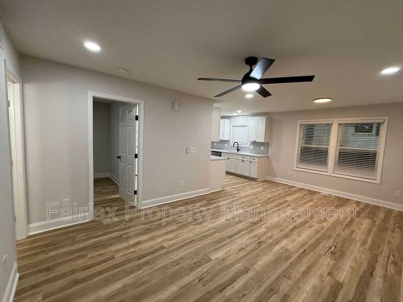 809 Price Avenue - Photo 3 of 16