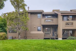 953 Moorings Dr - Photo 1 of 1