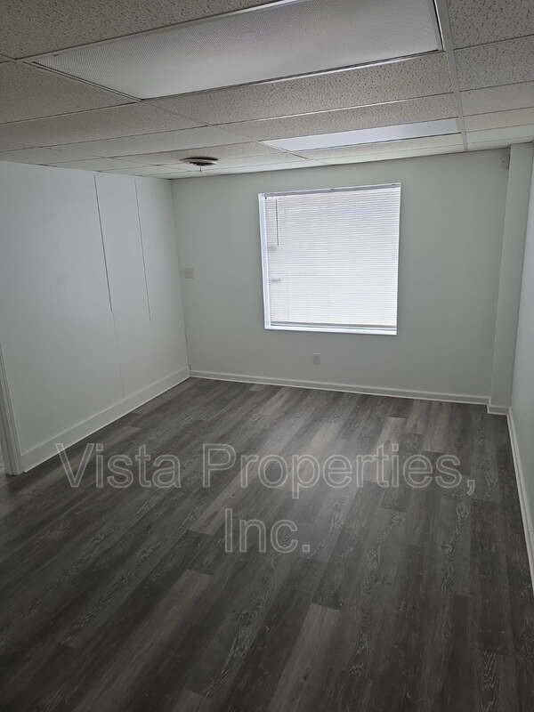 7292 Manslick Rd - Photo 7 of 50