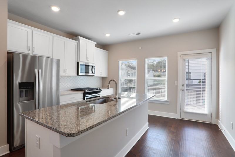 1272 Carbon Ct SE - Photo 2 of 25