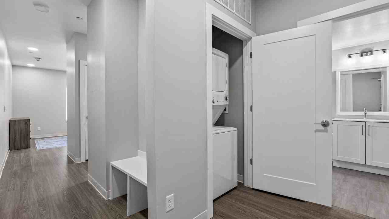 1260 Bookcliff Ave #C301 - Photo 6 of 11