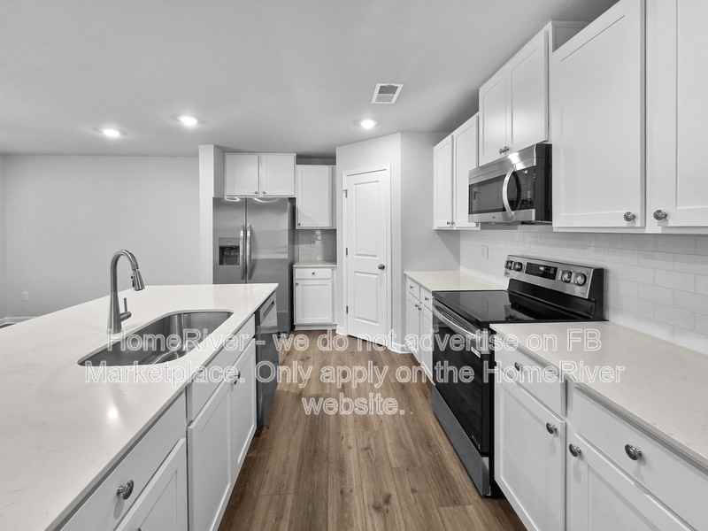 3217 Crawford Ave - Photo 6 of 30