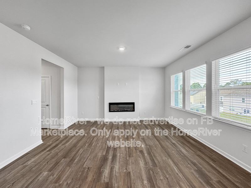 1357 37th Avenue Ln Ne - Photo 5 of 28