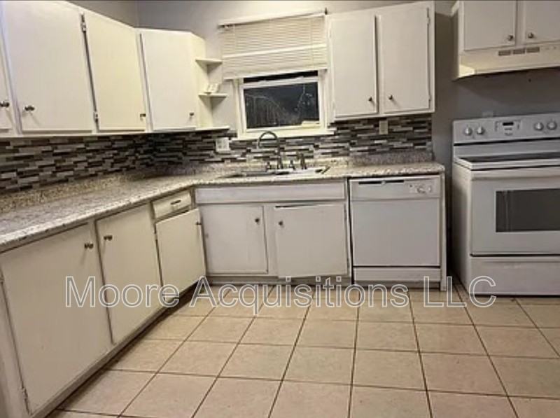 2524 Loy Lake Rd - Photo 4 of 9