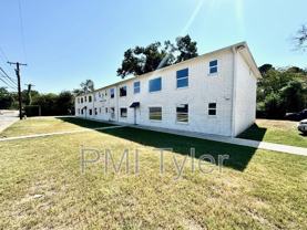 1816 W Oakwood St - Photo 1 of 1