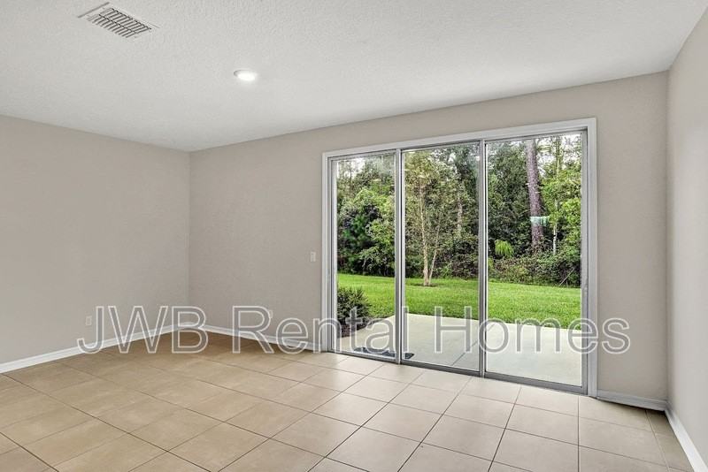 330 Annies Place - Photo 5 of 16