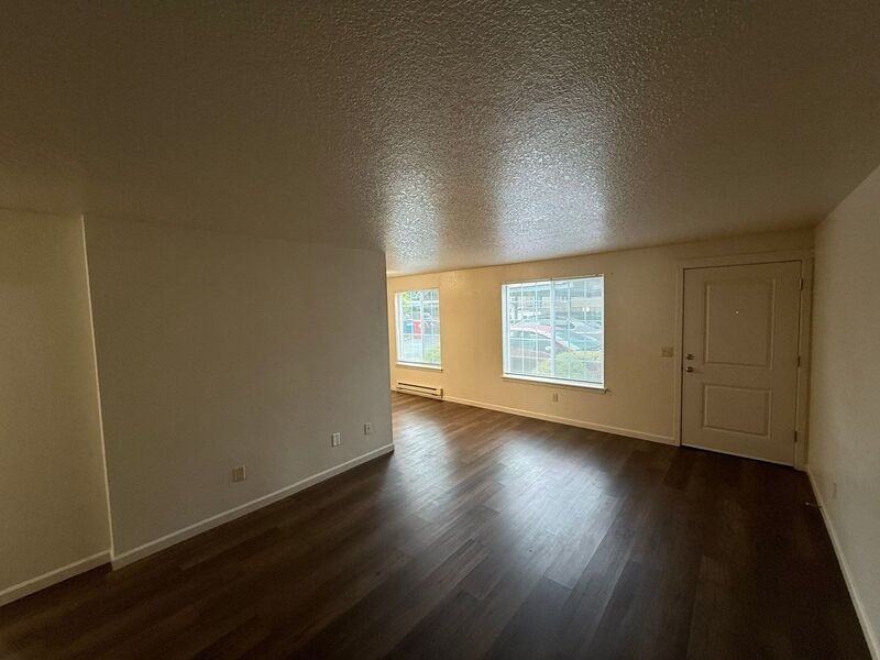 1019 Boedies Dr - Photo 3 of 25