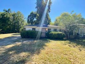 1727 Hickory St - Photo 1 of 1