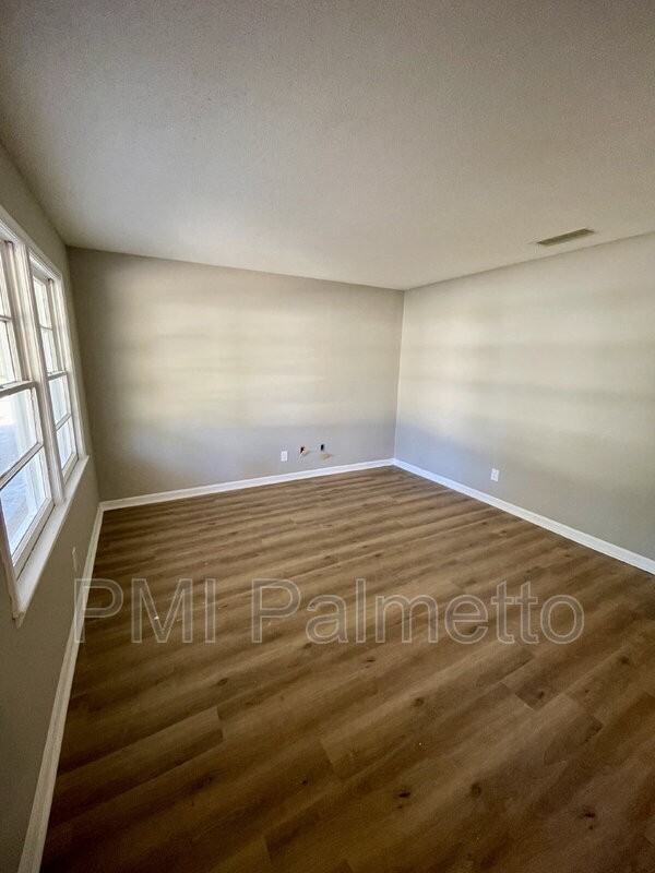 3732 Hickory St - Photo 3 of 17