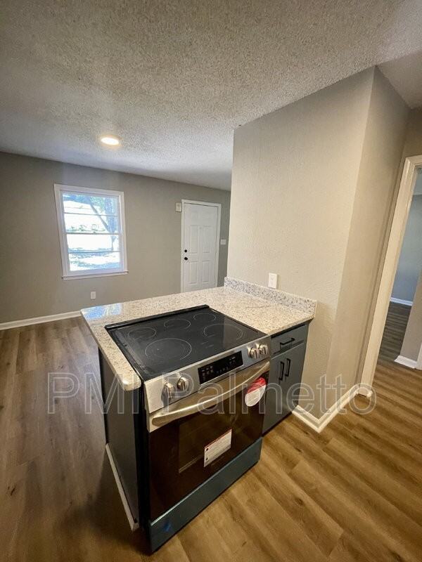 3732 Hickory St - Photo 7 of 17
