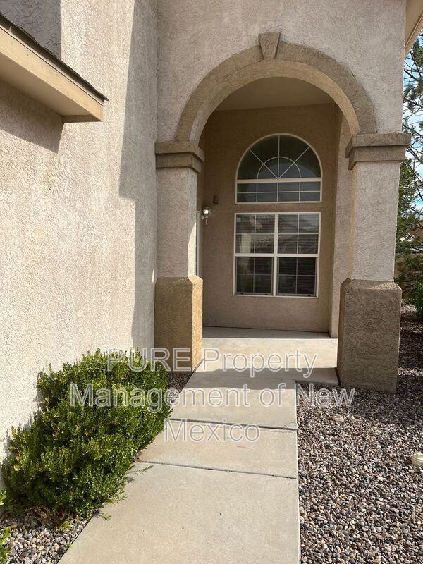 10324 Calle Hermosa Place Northwest - Photo 2 of 39