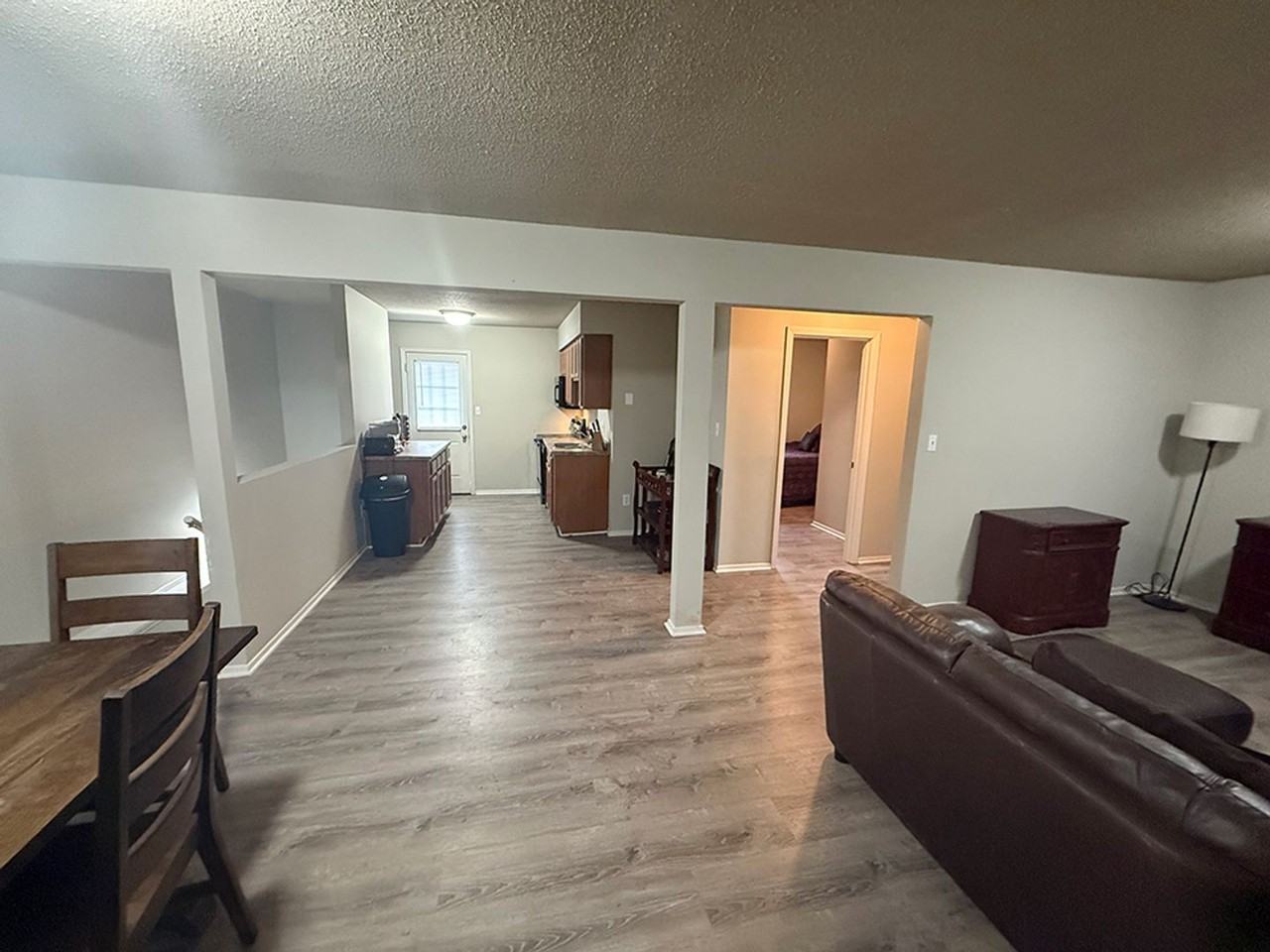 212 Wheaton Ct - Photo 4 of 24