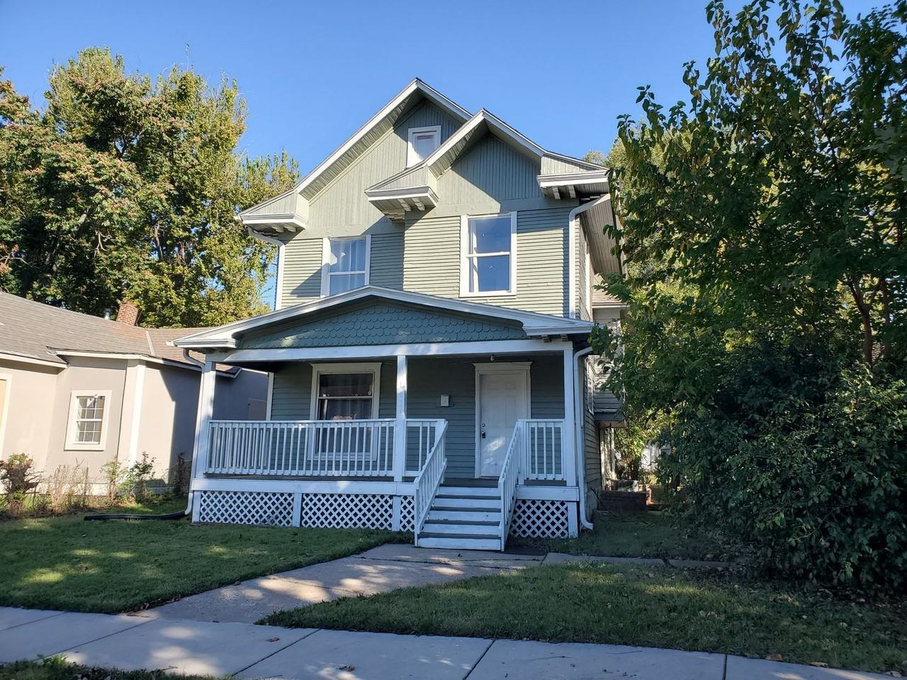 1116 Sw Buchanan St - Photo 2 of 18