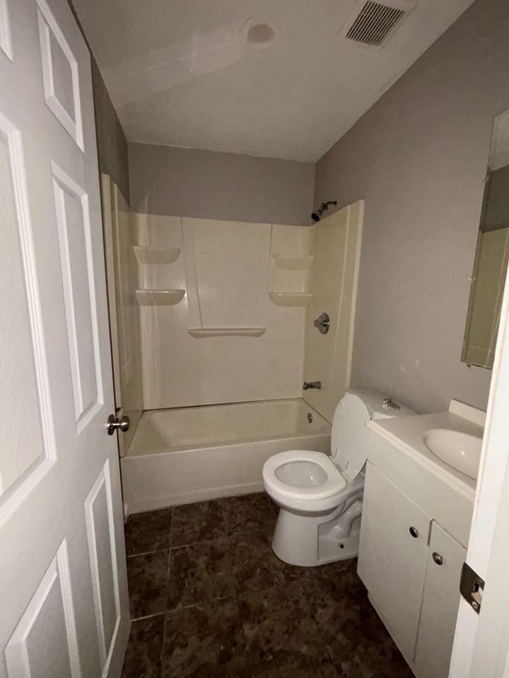 1864 E Cornwall Street - Photo 3 of 10