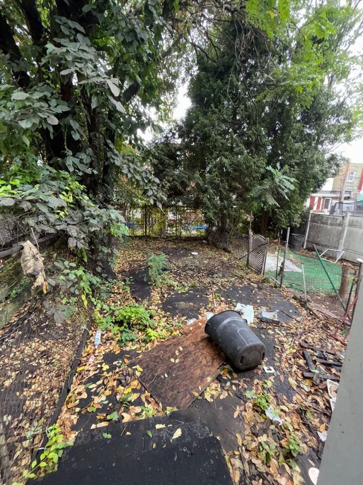 1864 E Cornwall Street - Photo 4 of 10