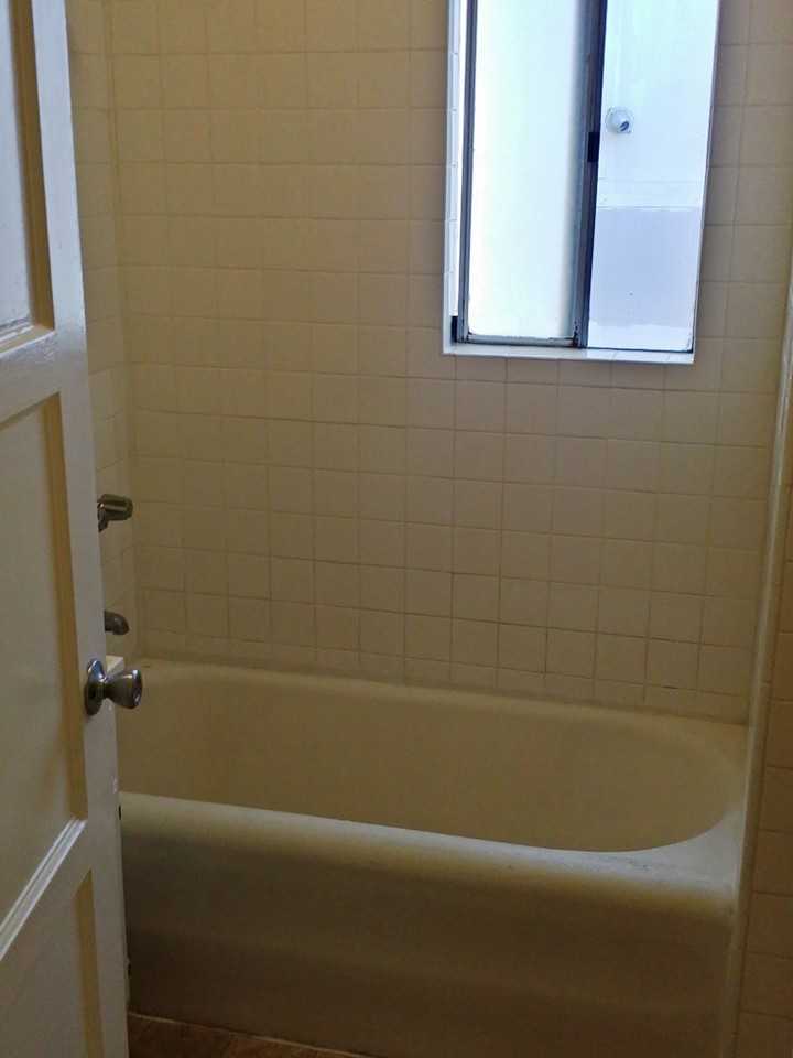 1616 Venice Boulevard #204 - Photo 5 of 12