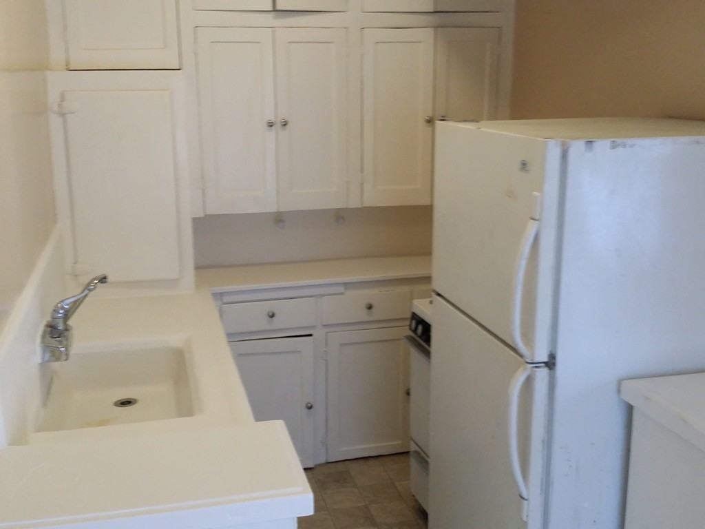 1616 Venice Boulevard #204 - Photo 3 of 12