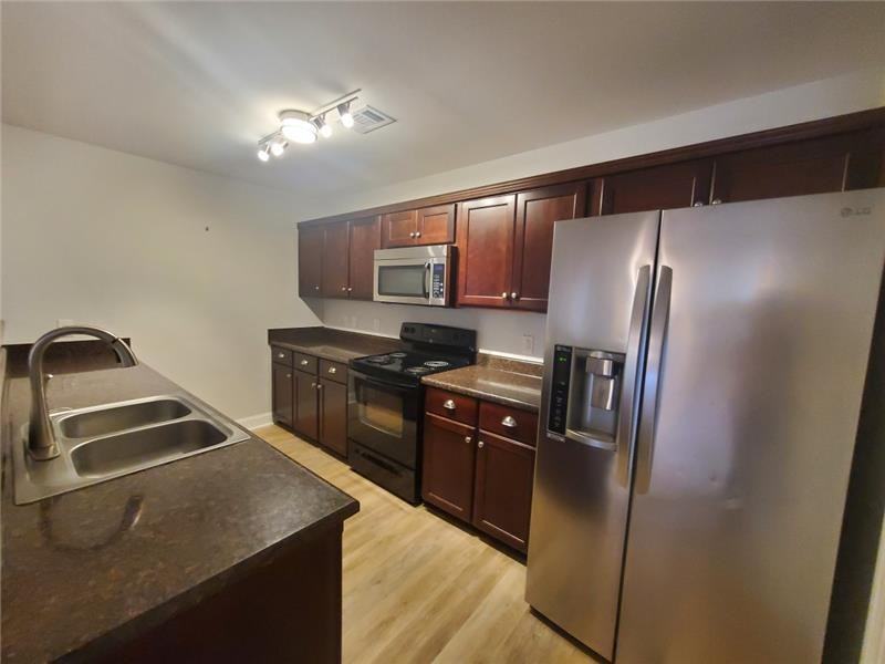 34 Fiore Drive - Photo 4 of 13