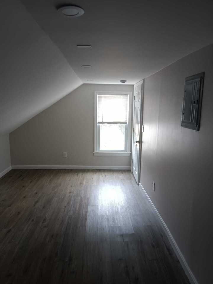 505 Washington Street - Photo 2 of 7